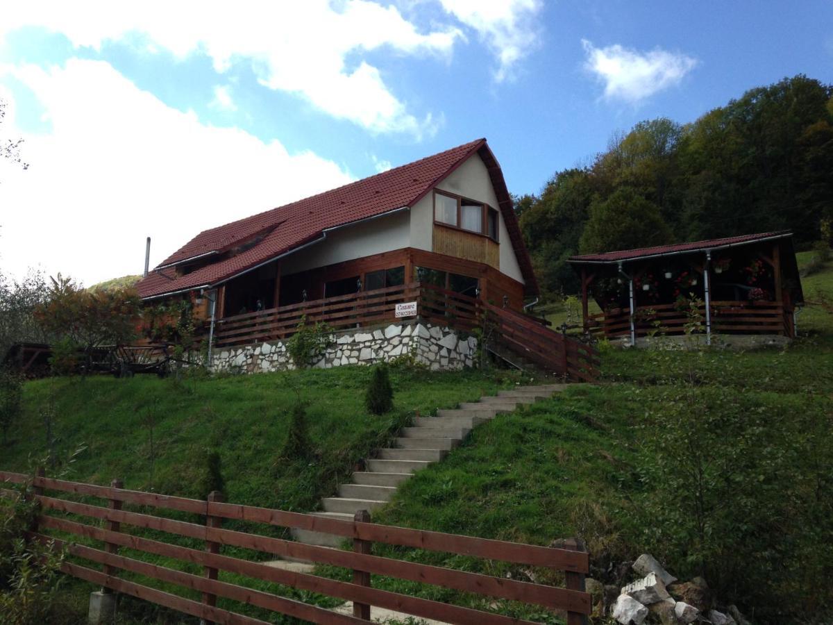 Pensiunea Casa Motilor Hotel Bucium  Exterior photo